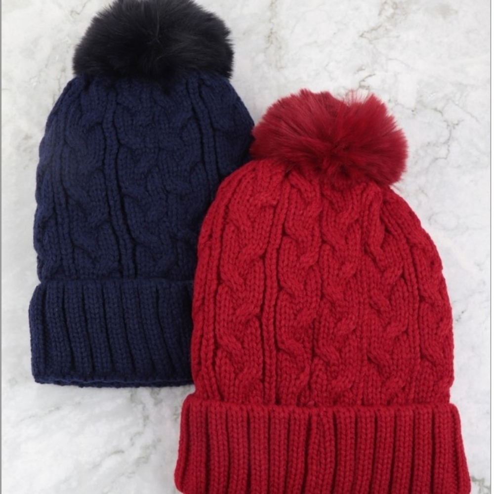 Chain Rib Knit Pattern Beanie Red - Picture 2 of 4